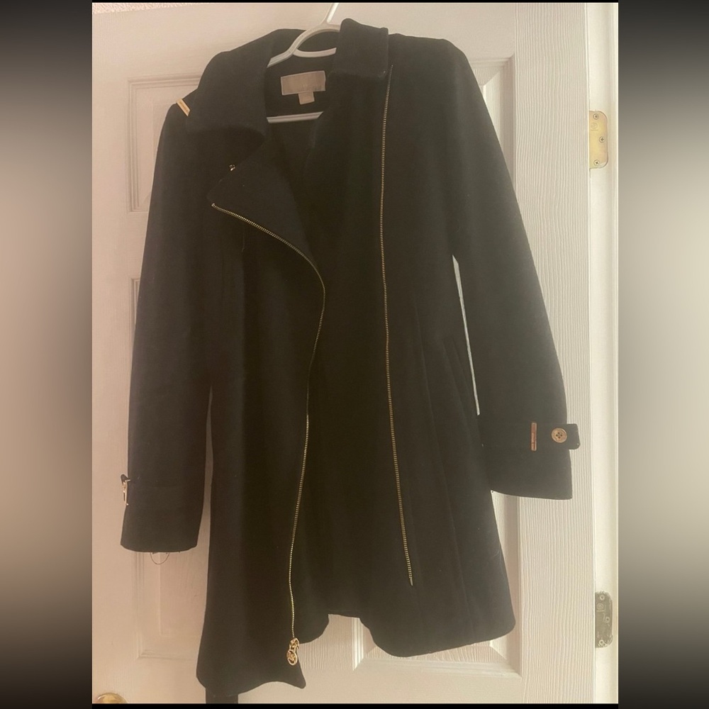🎉HOST PICK🎉 Michael Kors Women’s Zip Up Black & Gold Winter Pea Coat- Size 16 - Picture 6 of 12